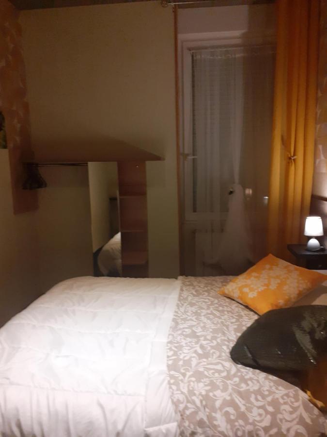 Hotel Le Kamelia Salles  Εξωτερικό φωτογραφία