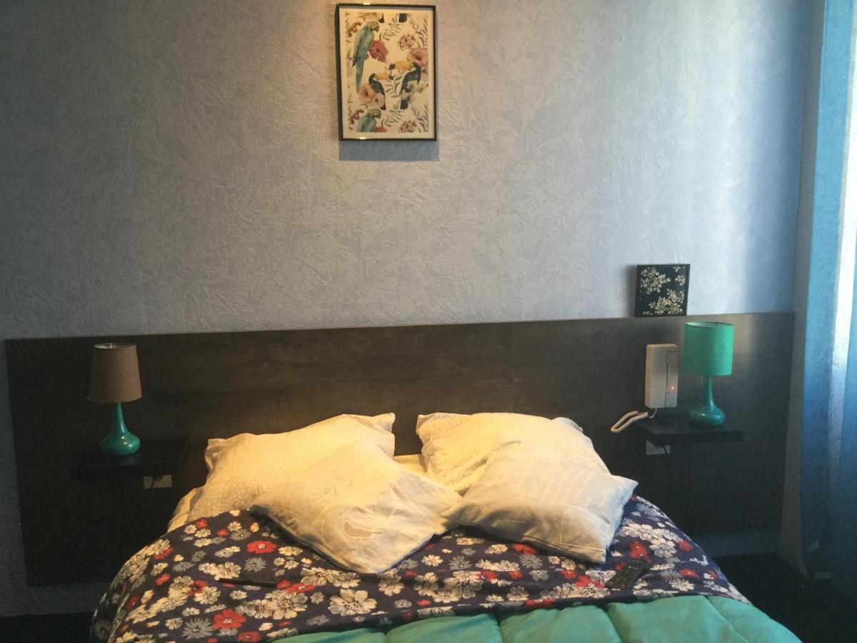 Hotel Le Kamelia Salles  Εξωτερικό φωτογραφία