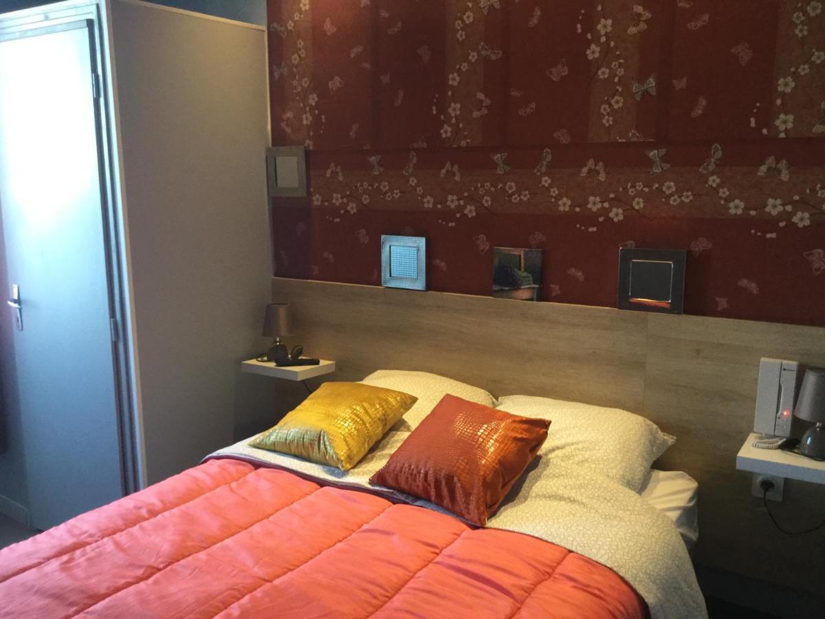 Hotel Le Kamelia Salles  Εξωτερικό φωτογραφία